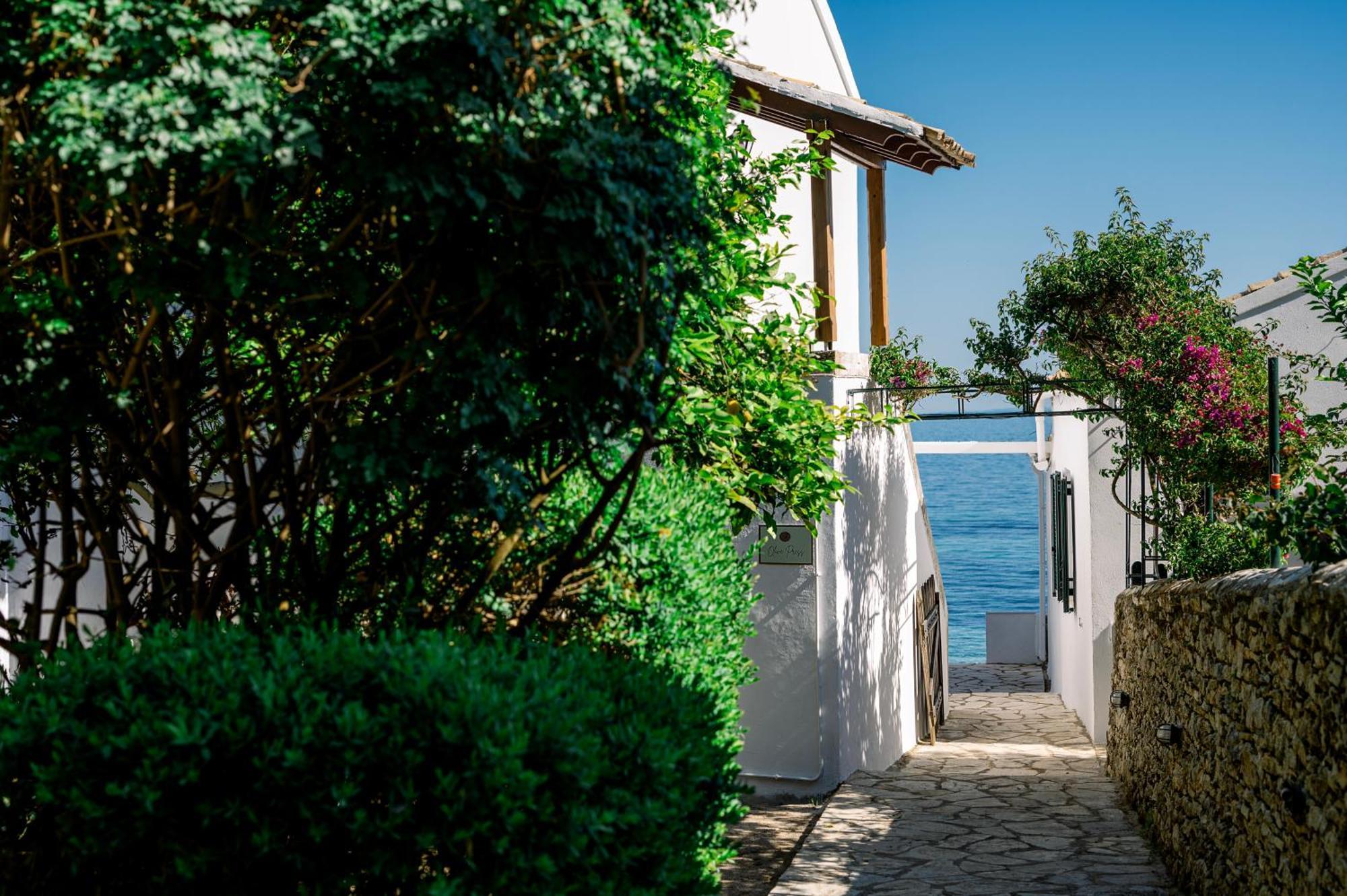 Nissaki Olive Press Villas Nisaki  ภายนอก รูปภาพ