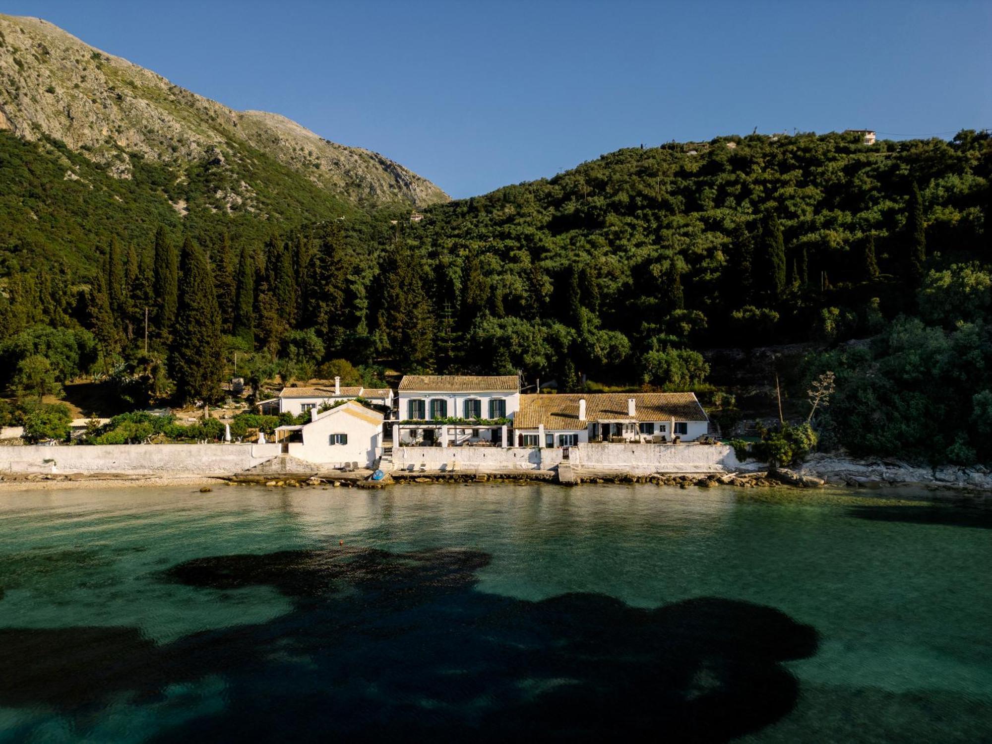 Nissaki Olive Press Villas Nisaki  ภายนอก รูปภาพ