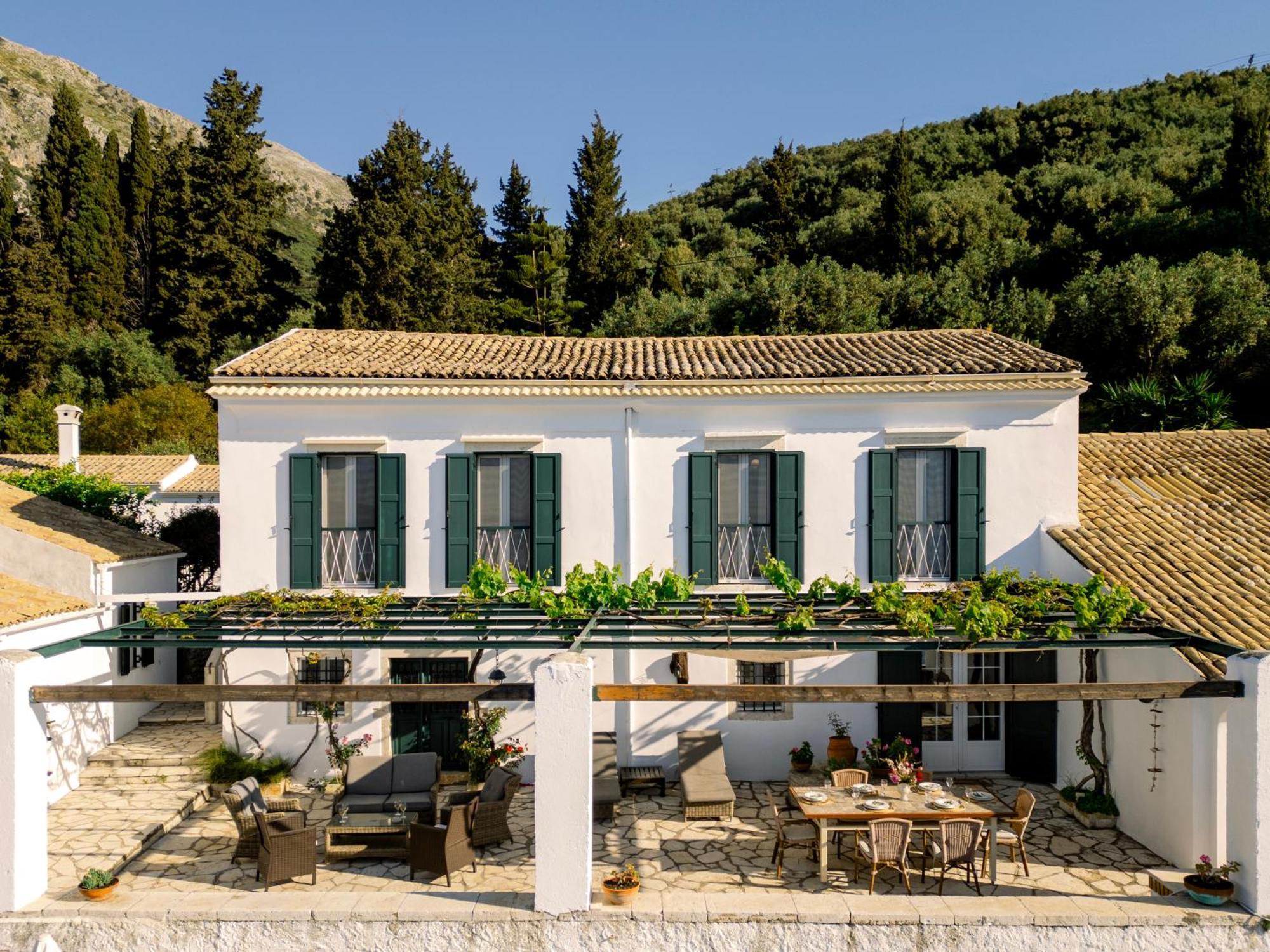 Nissaki Olive Press Villas Nisaki  ภายนอก รูปภาพ