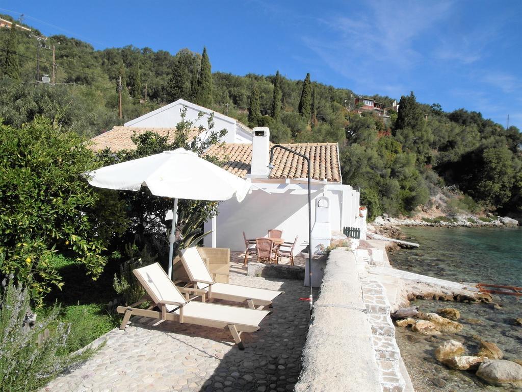 Nissaki Olive Press Villas Nisaki  ภายนอก รูปภาพ